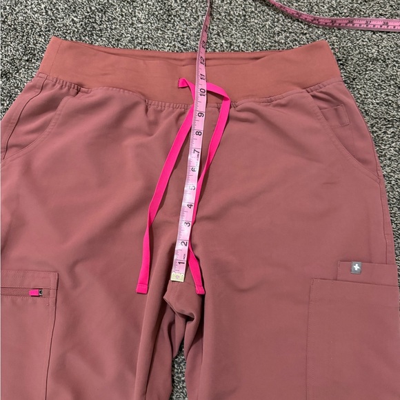 FIGS High Waisted Yola Skinny Scrub Pants | Size Large - Picture 6 of 7